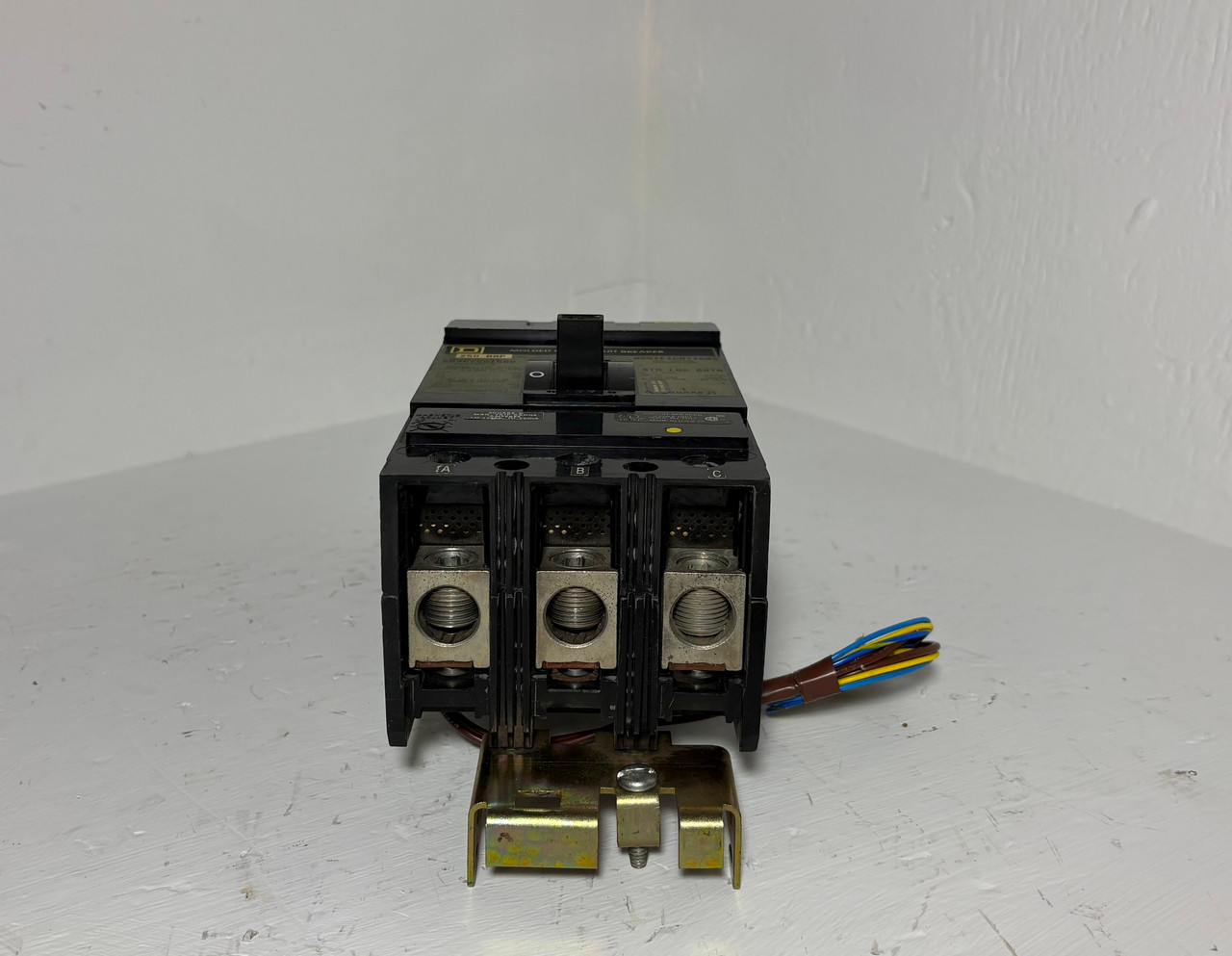 Square D I-Line KA362501580 250A Circuit Breaker w/ Aux & UVR 600V 3P KA 250 Amp (EM5732-1)