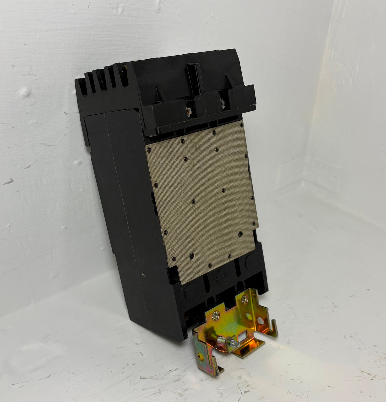 Square D I-Line KHB36250 250A Circuit Breaker 480/600V 3 Pole Type KAAB 250 Amp (EM5733-3)