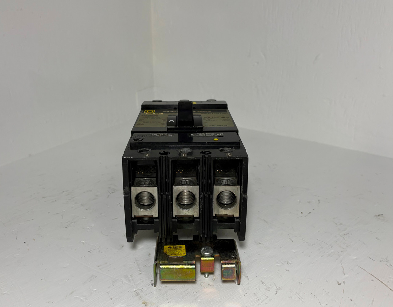 Square D I-Line KHB36250 250A Circuit Breaker 480/600V 3 Pole Type KAAB 250 Amp (EM5733-3)