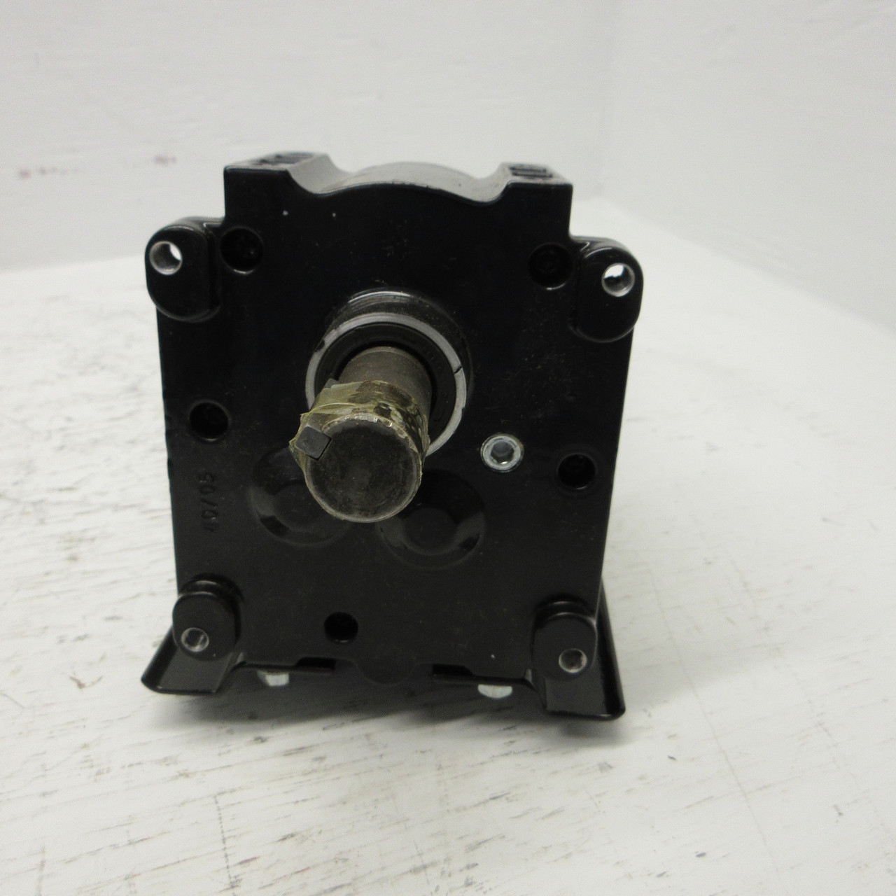 NEW Bison 011-348-3005 DC Gear Motor 1/5HP 24V 8.42A 330RPM 32-999-4001-001 NIB (AH0863-1)