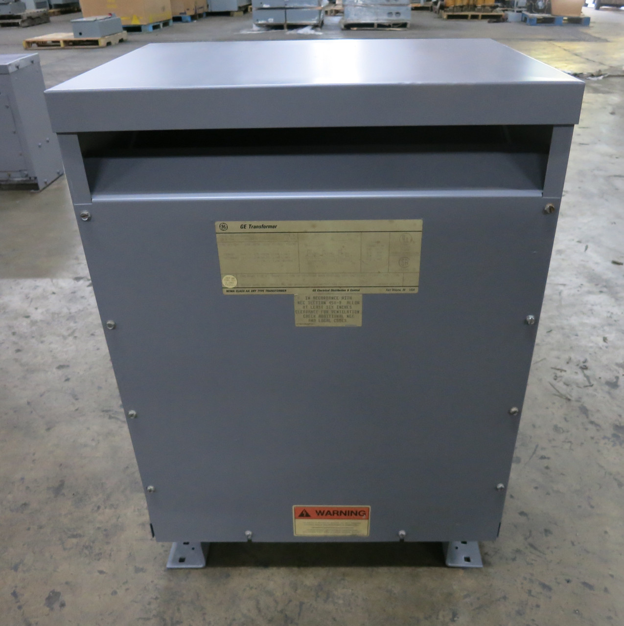 GE 20 kVA 575 Delta to 230Y/133 V 3PH Dry Type Transformer 575V - 230 V (DW7774-1)