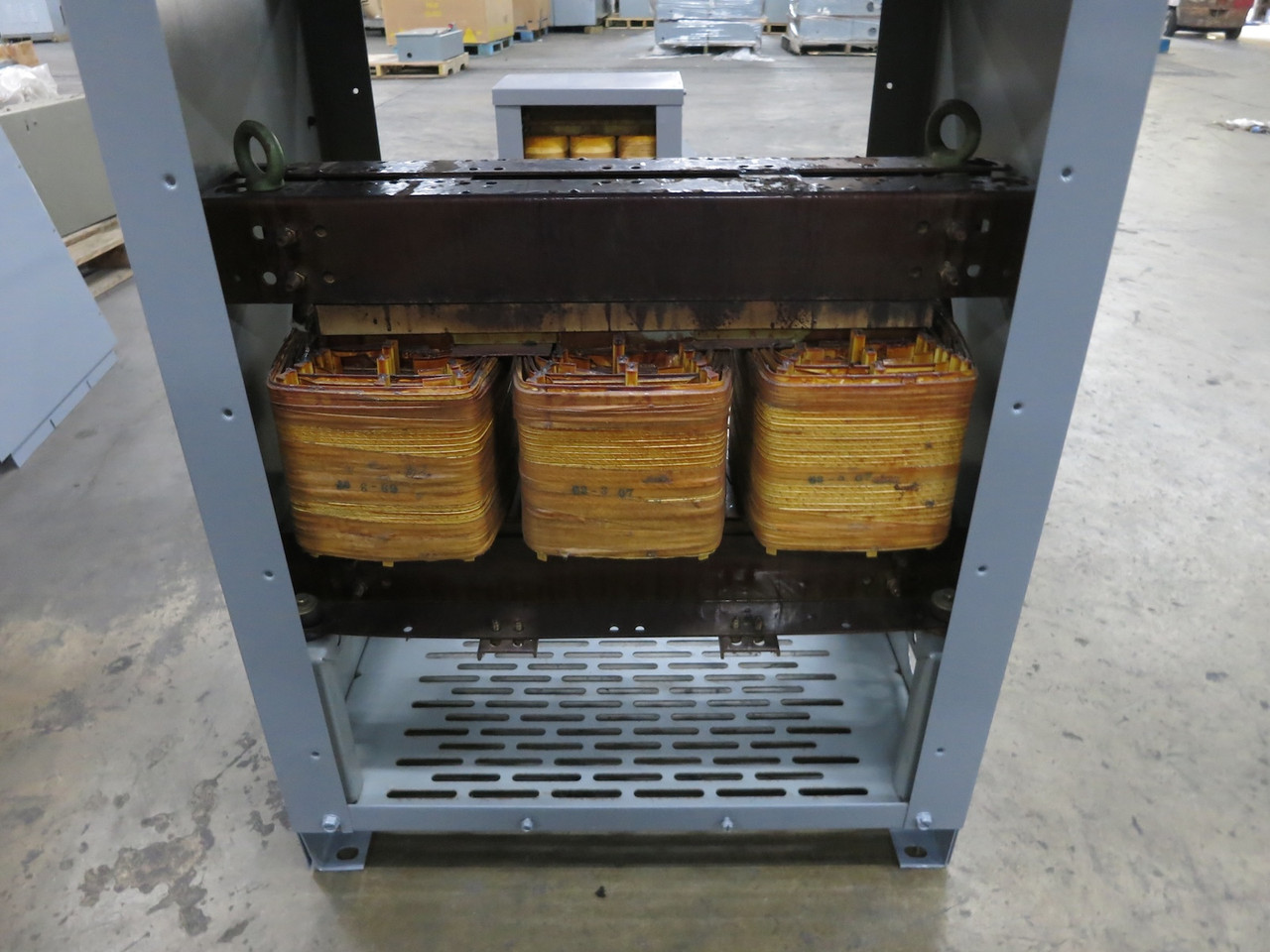 Sylvania 63 kVA 575 Delta to 230Y/133 V 3PH Dry Type Transformer 575V - 230V (DW7772-1)