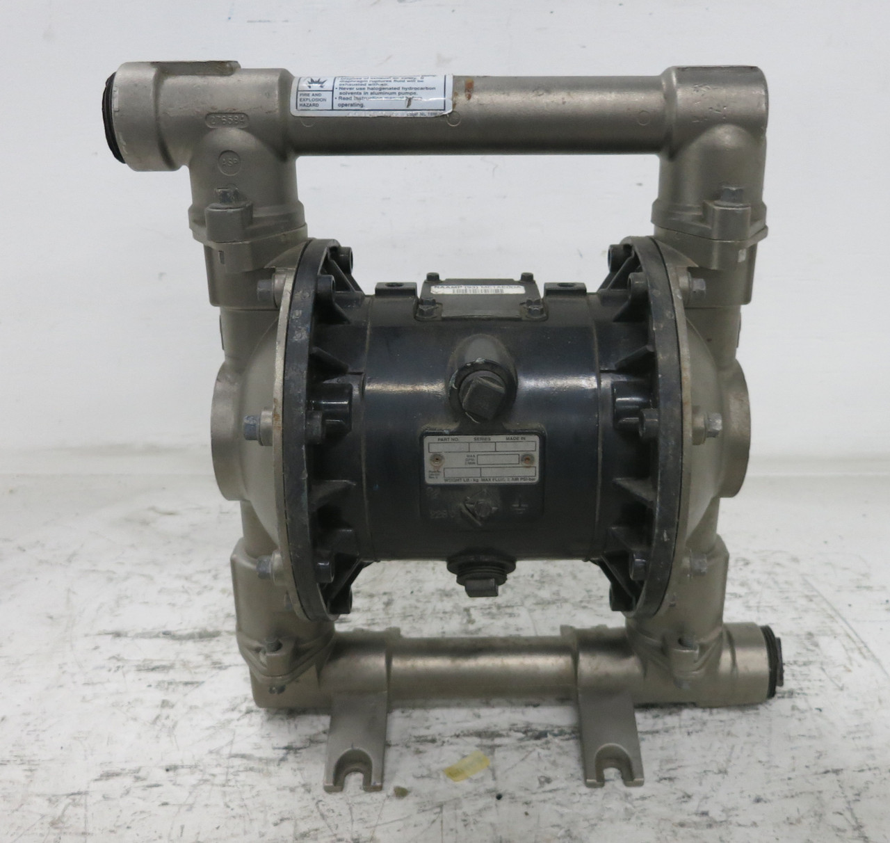 Graco 240624 Diaphragm Pump Husky 1040 120 PSI 8.4 Bar 240-624 42 GPM 159 l/min (DW7778-1)