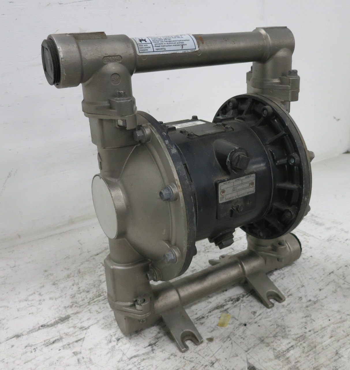 Graco 240624 Diaphragm Pump Husky 1040 120 PSI 8.4 Bar 240-624 42 GPM 159 l/min (DW7778-1)