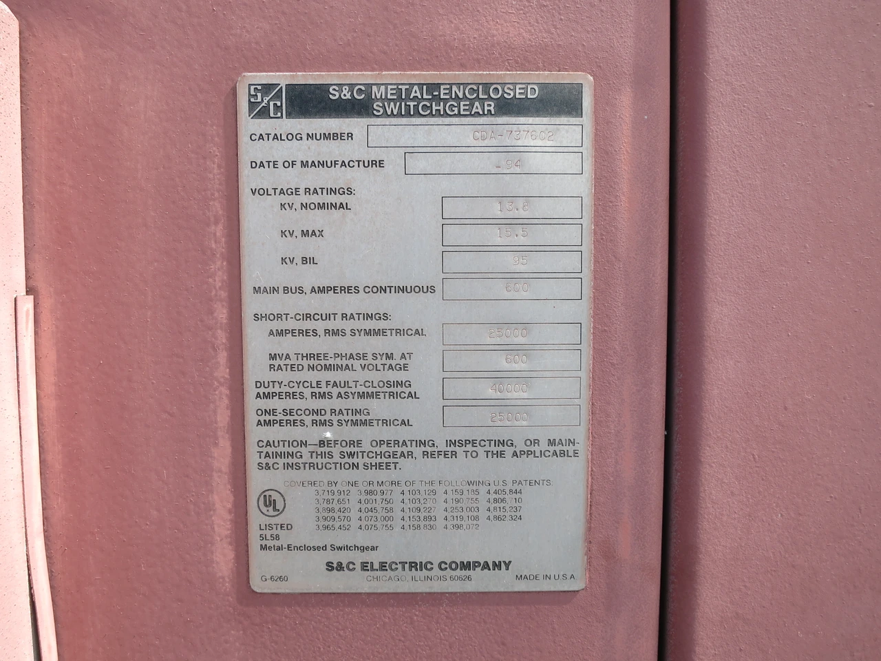 S&C 4800V Outdoor Transfer Switch Switchgear 5kV 600A Fusible 4800 VAC 3 Bay 3R (DW7781-1)