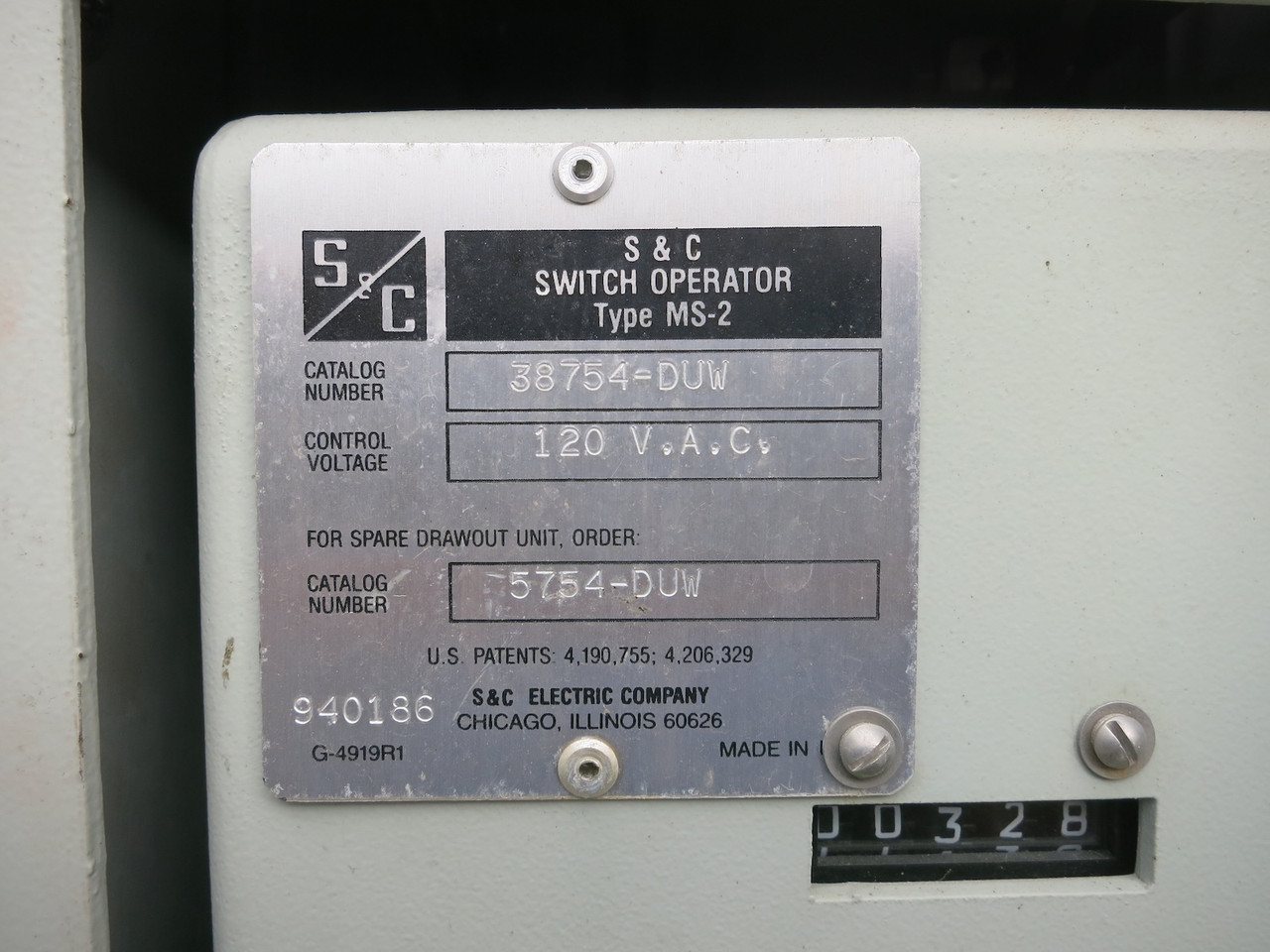 S&C 4800V Outdoor Transfer Switch Switchgear 5kV 600A Fusible 4800 VAC 3 Bay 3R (DW7781-1)