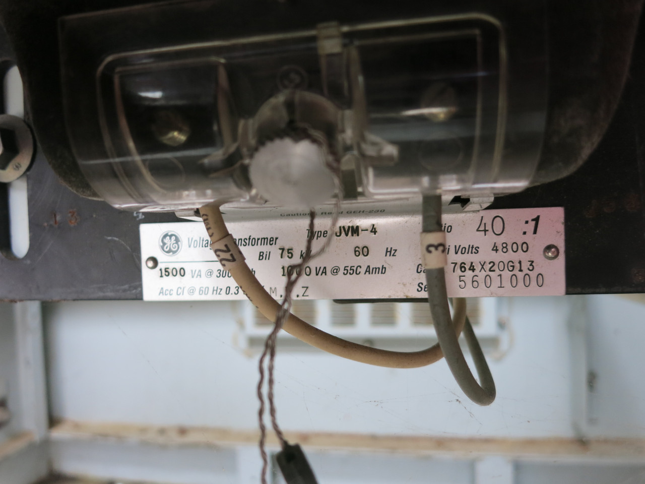S&C 4800V Outdoor Transfer Switch Switchgear 5kV 600A Fusible 4800 VAC 3 Bay 3R (DW7781-1)