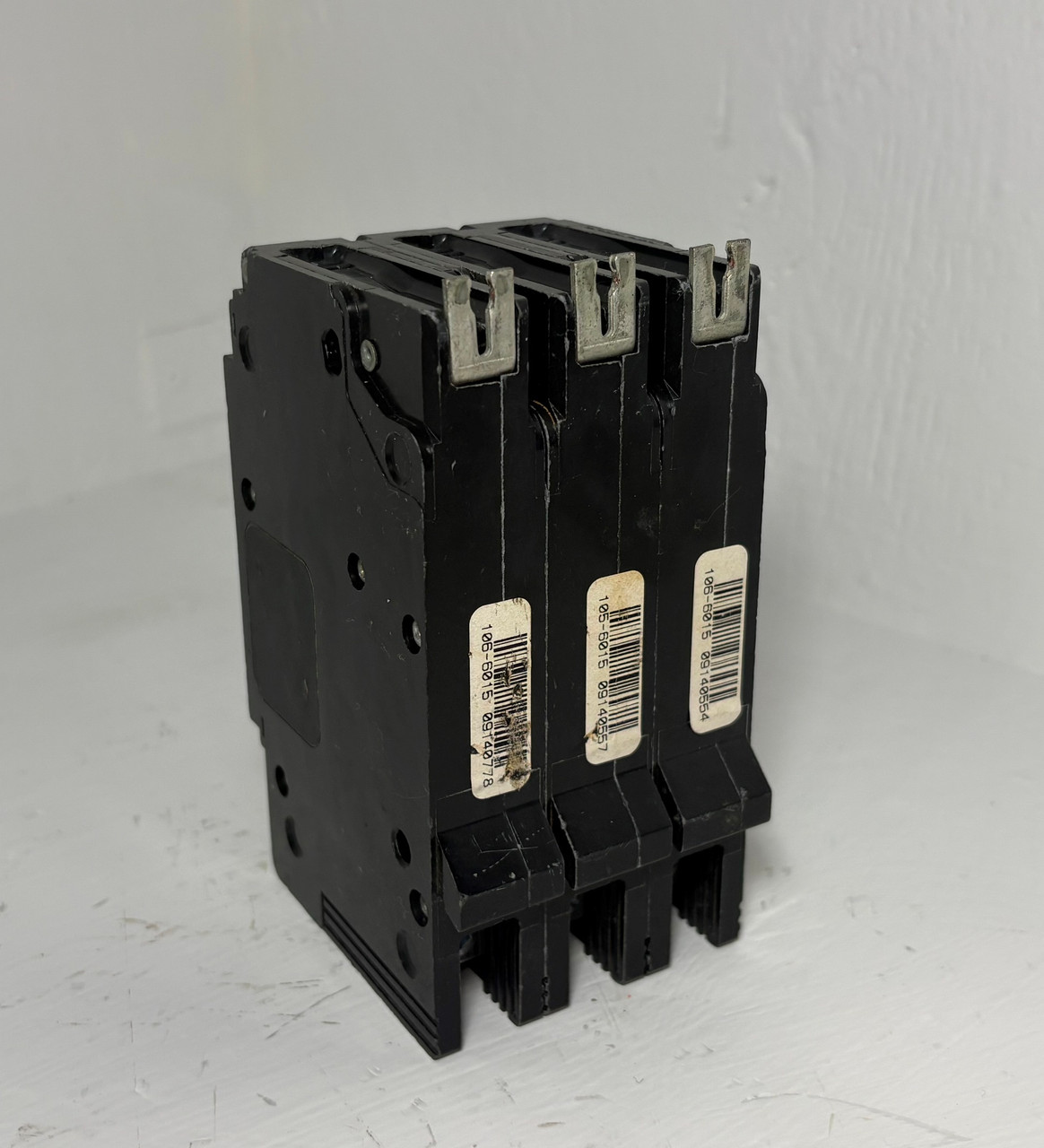 Square D EGB34015 15A Circuit Breaker 3P 480Y/277V Type EGB 15 Amp HACR (EM5742-4)