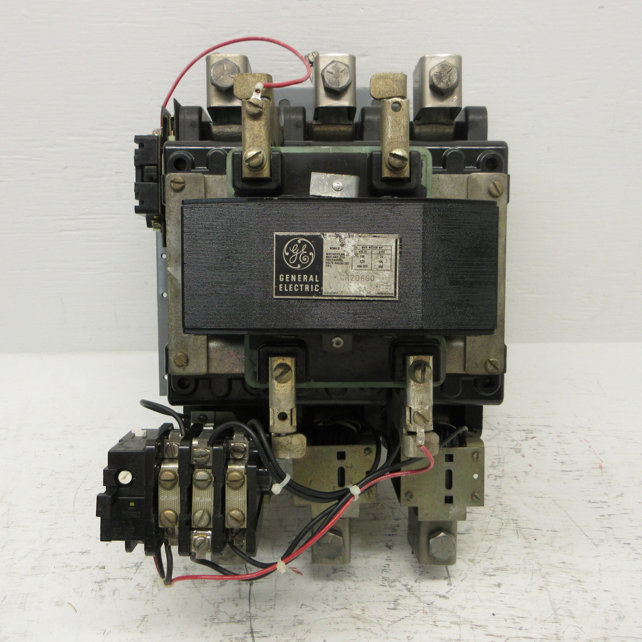 GE CR206G0 Size 5 Motor Starter 200HP 270A 600VAC 55-750325 Coil CR206GO 270 Amp (AH0871-1)