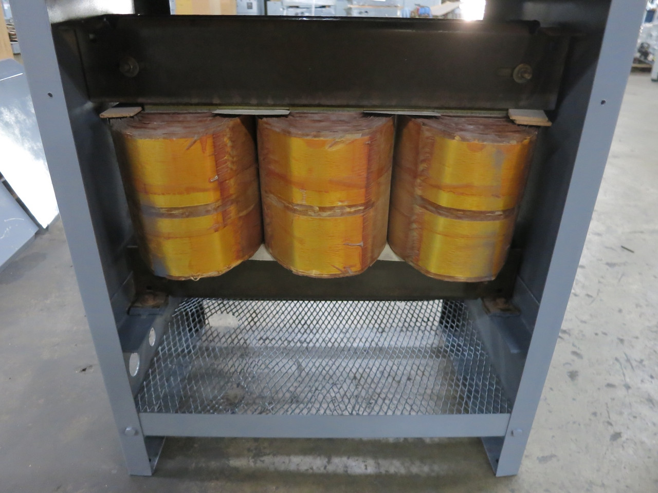 Hevi Duty 51 kVA 575 Delta to 230Y/133 V 3PH Dry Type Transformer 575V - 230V (DW7794-1)