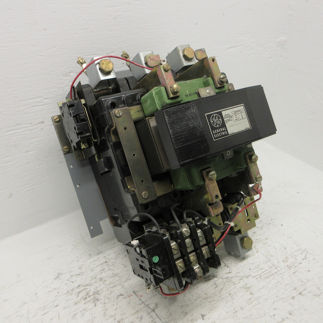 NEW GE CR209G000APB Size 5 Motor Starter 200HP 270A 600VAC 480V Coil CR209G0 NNB (AH0874-1)