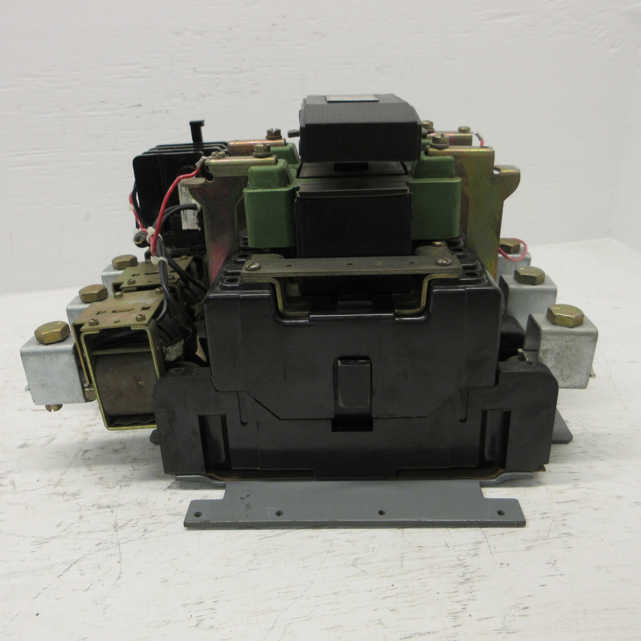 NEW GE CR209G000APB Size 5 Motor Starter 200HP 270A 600VAC 480V Coil CR209G0 NNB (AH0874-1)