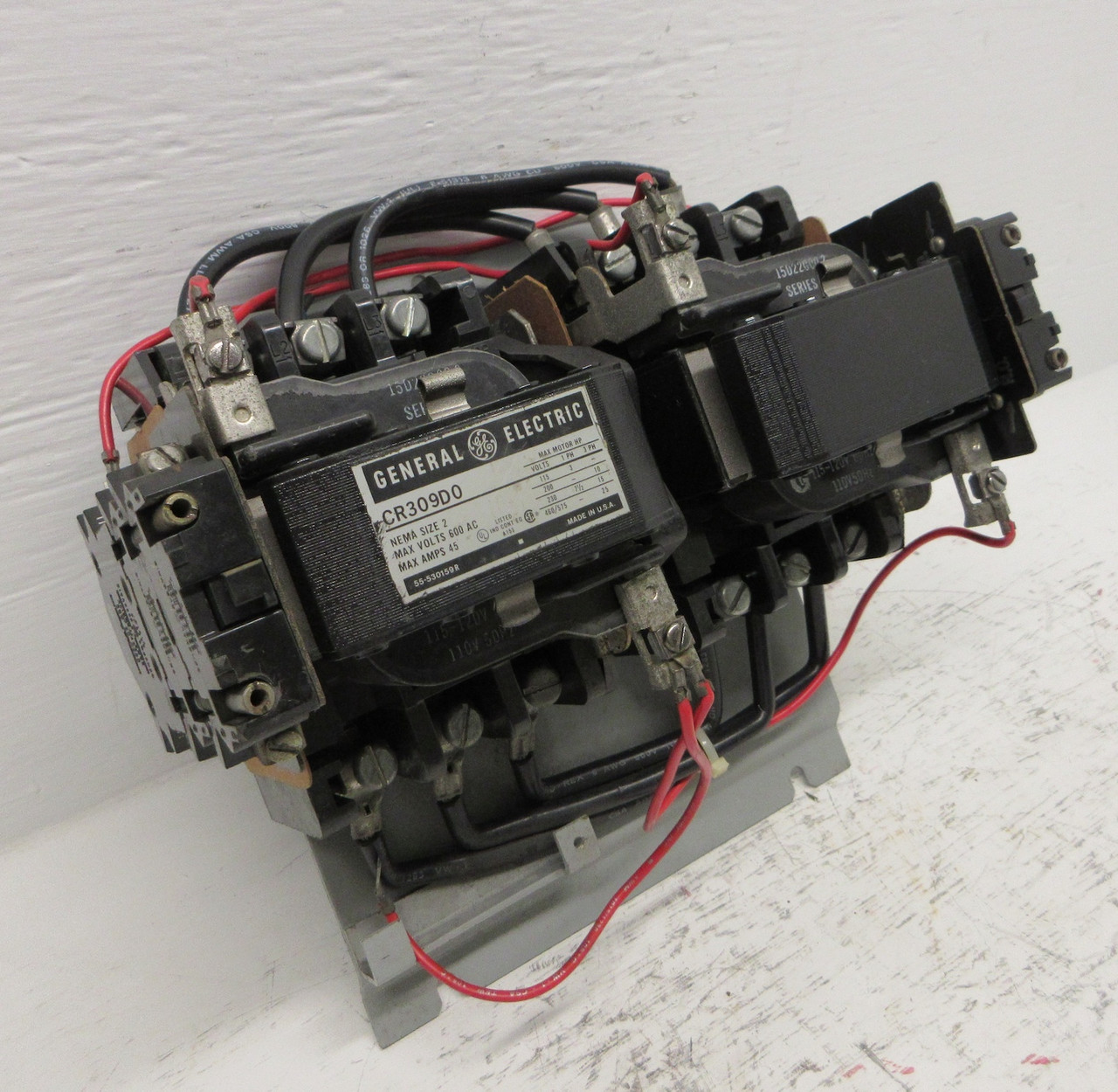 Image of GE CR309D0 Size 2 Reversing Contactor 45A 600VAC 25HP 120V Coils CR309DO 3PH Sz2