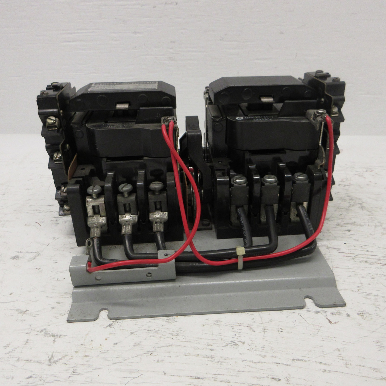 GE CR309D0 Size 2 Reversing Contactor 45A 600VAC 25HP 120V Coils CR309DO 3PH Sz2 (AH0872-1)