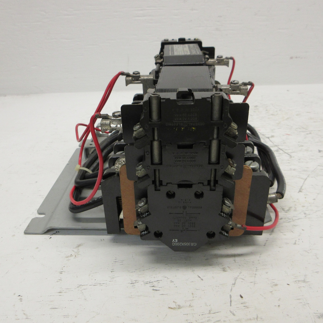 GE CR309D0 Size 2 Reversing Contactor 45A 600VAC 25HP 120V Coils CR309DO 3PH Sz2 (AH0872-1)