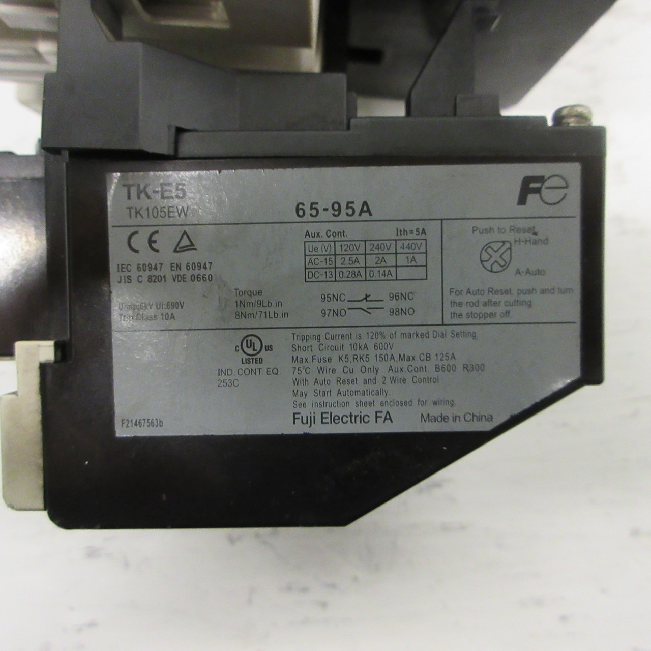 Fuji Electric SC-E5 SE105AA Starter 150A 75HP 24V Coil w/ TK-E5 65-95A Overload (AH0877-1)