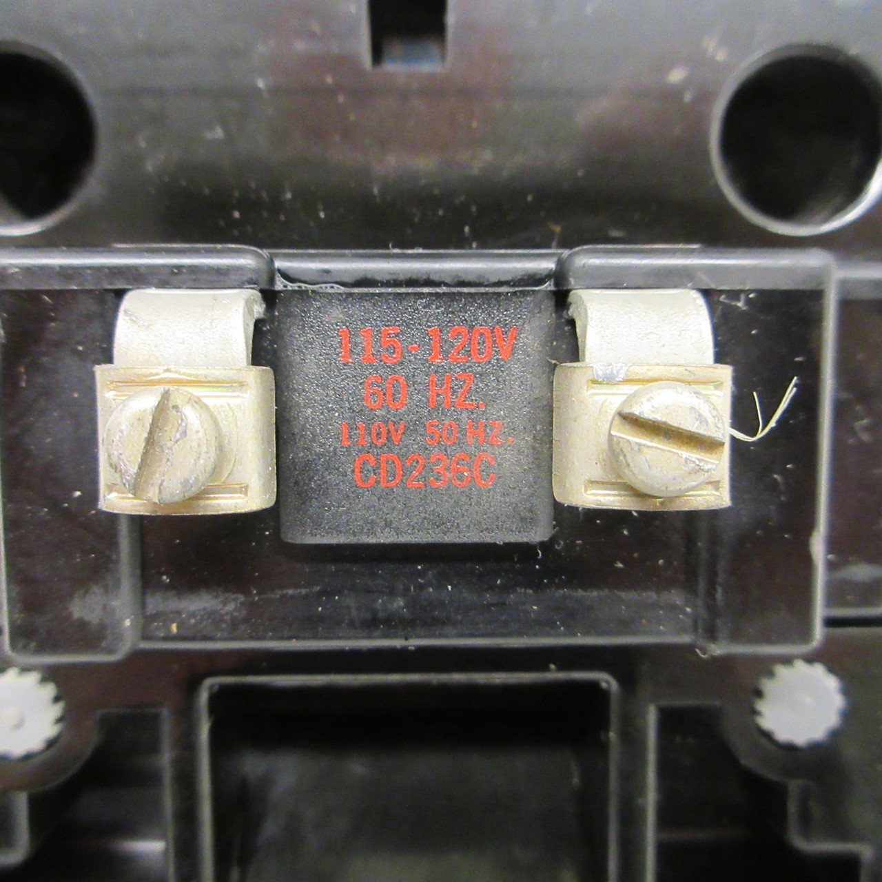Allen Bradley 500L-DOD93 Lighting Contactor 100A 480/600V 120V Coil 500L-D0D93 (AH0879-1)
