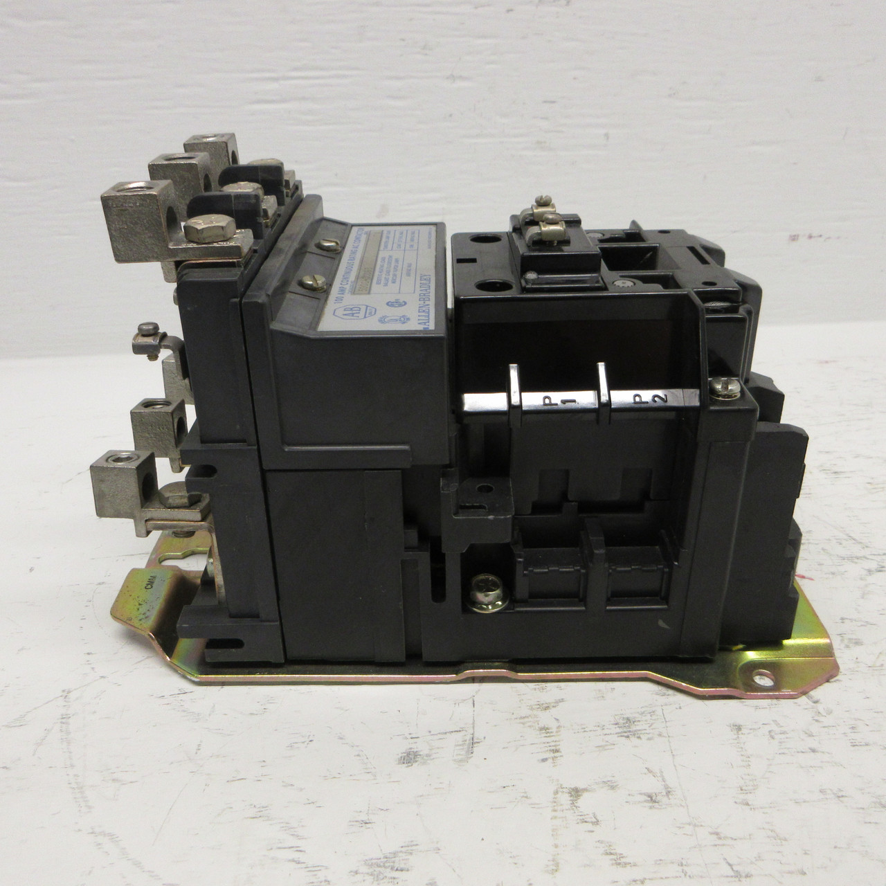 Allen Bradley 500L-DOD93 Lighting Contactor 100A 480/600V 120V Coil 500L-D0D93 (AH0879-1)