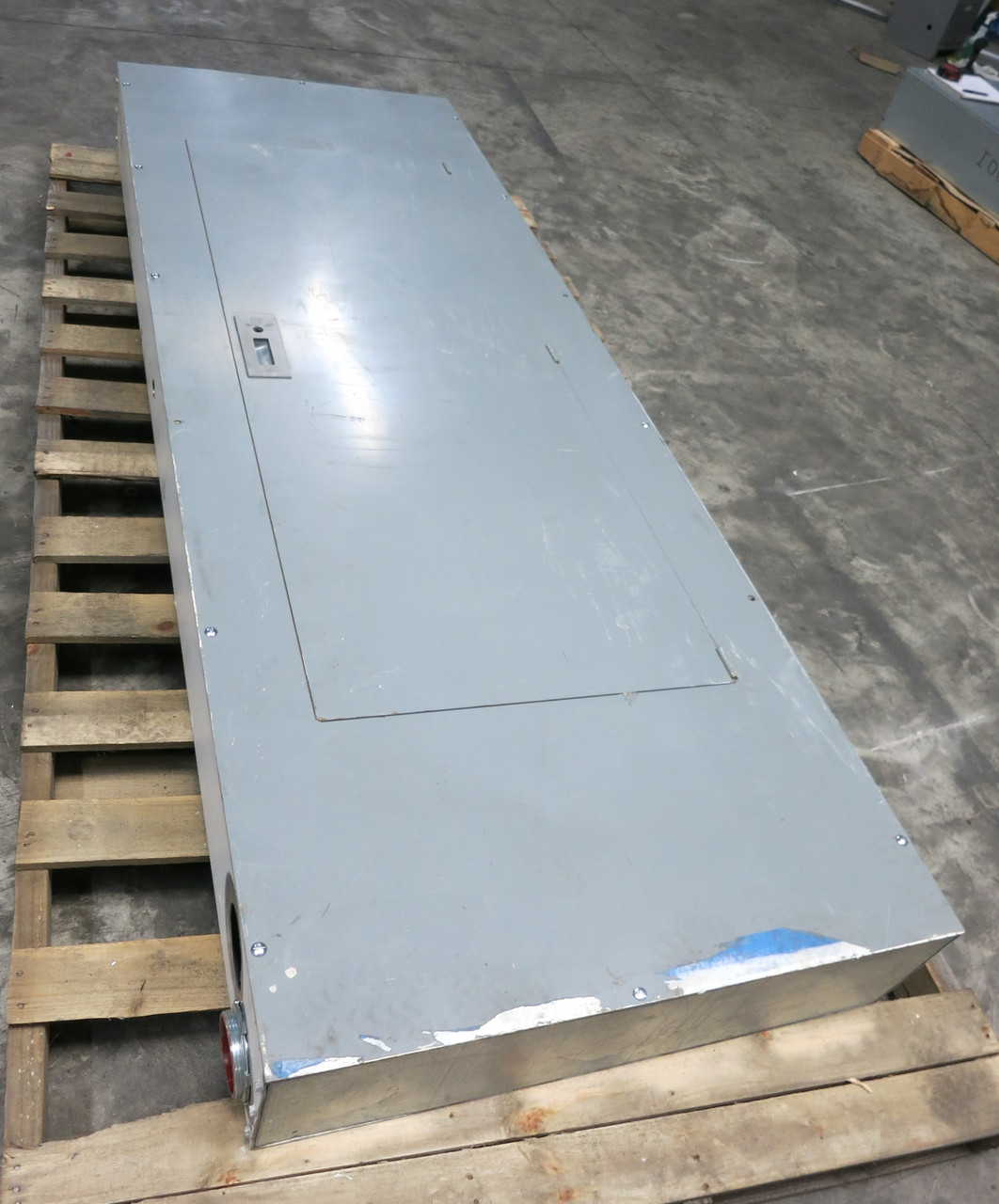 Square D 700A I-Line Main Breaker Panel Board 3PH 4W 700 Amp MAL36700 240/120 (DW7799-1)