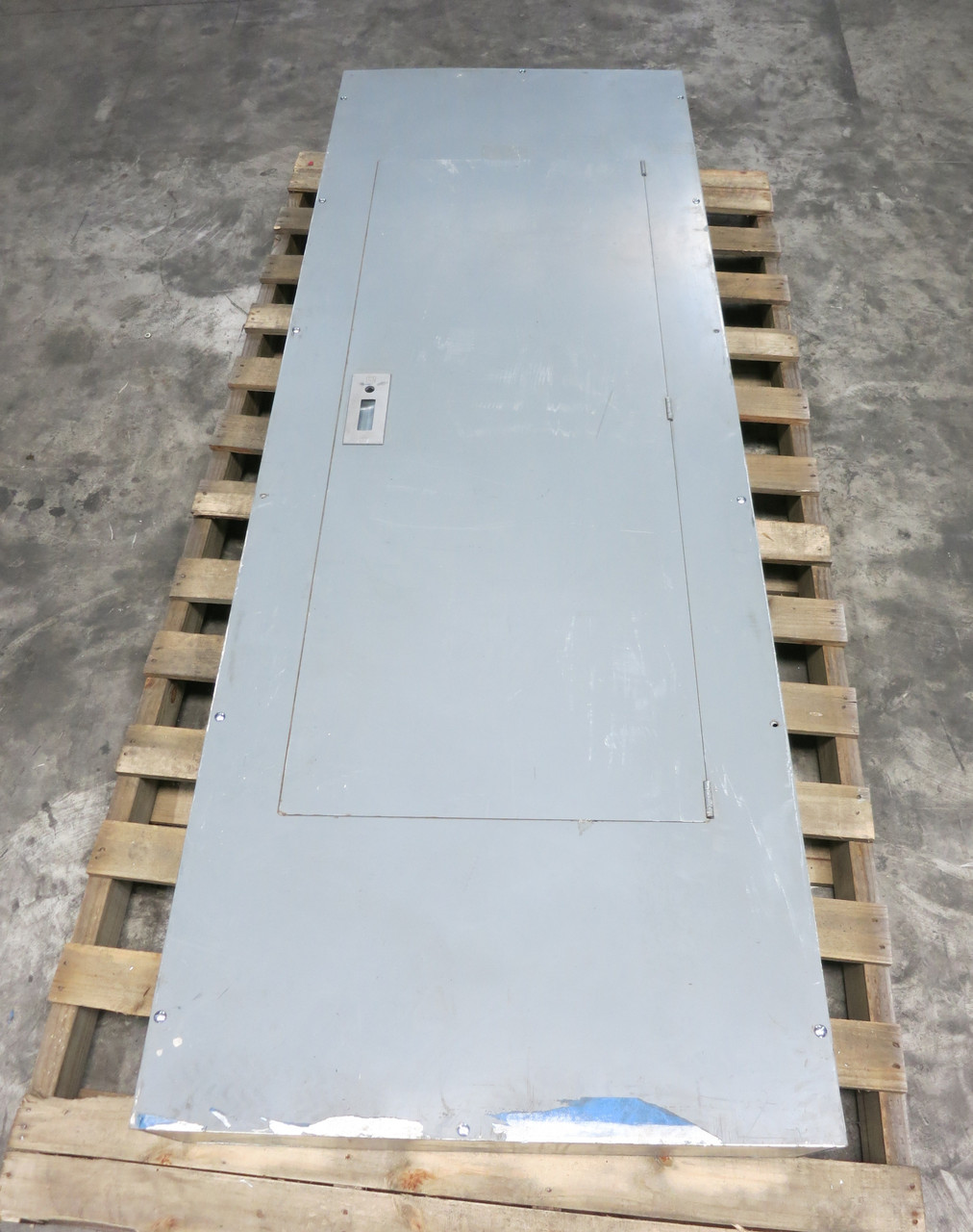 Square D 700A I-Line Main Breaker Panel Board 3PH 4W 700 Amp MAL36700 240/120 (DW7799-1)