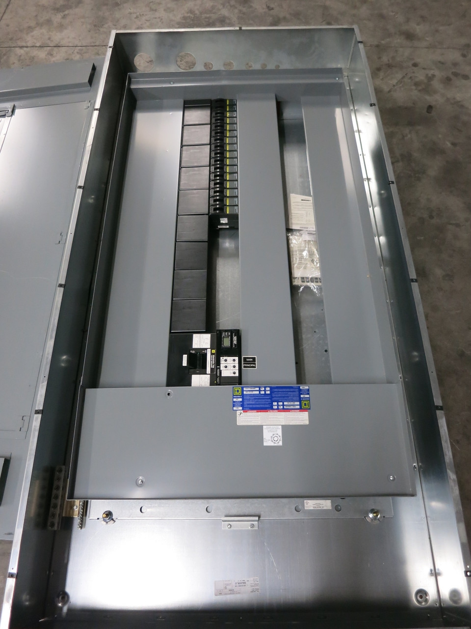 NEW Square D 400A HCP Main Breaker I-Line Panel Board 3PH 4W 208Y/120 400 Amp (DW7798-1)