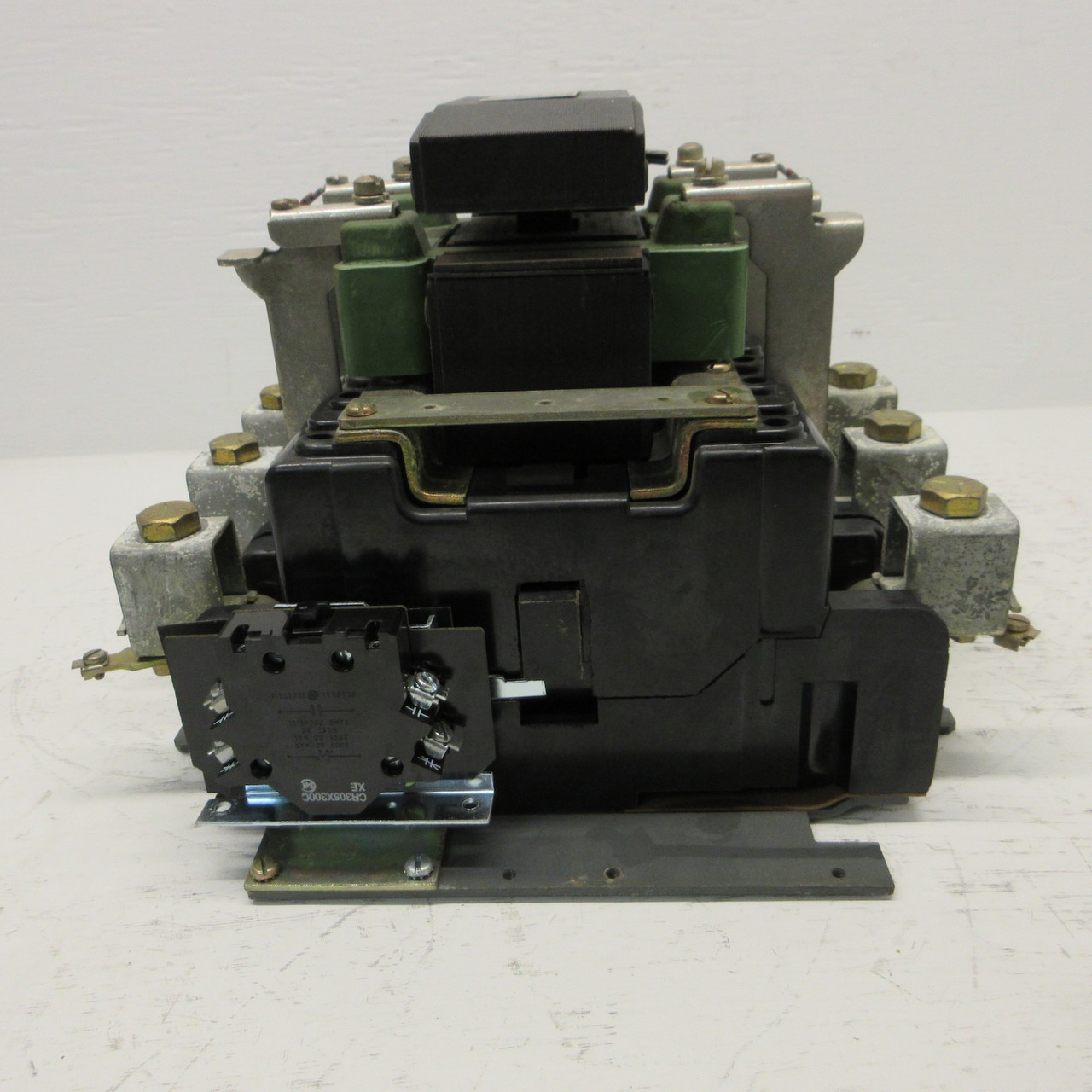 GE CR205G000DFC Size 5 Motor Contactor 200HP 270A 600VAC 280VDC Coil 270 Amp (AH0883-2)