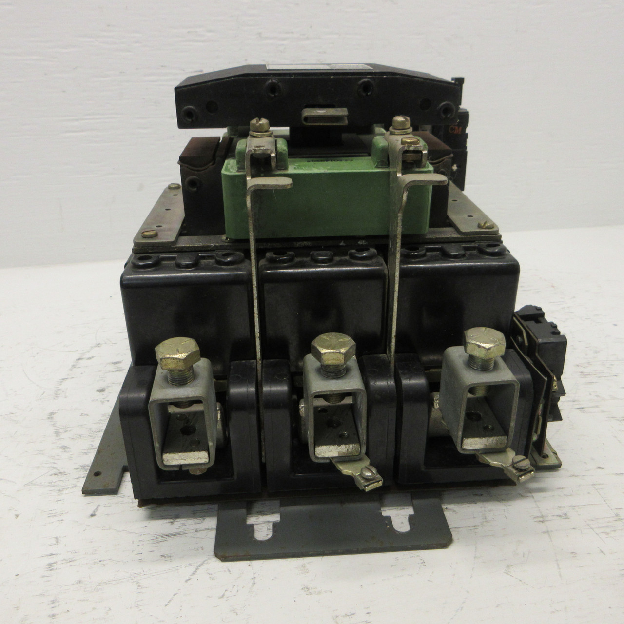 GE CR206G100AGA Size 5 Motor Starter 200HP 270A 480/600VAC 575V Coil 55-501493G5 (AH0884-1)