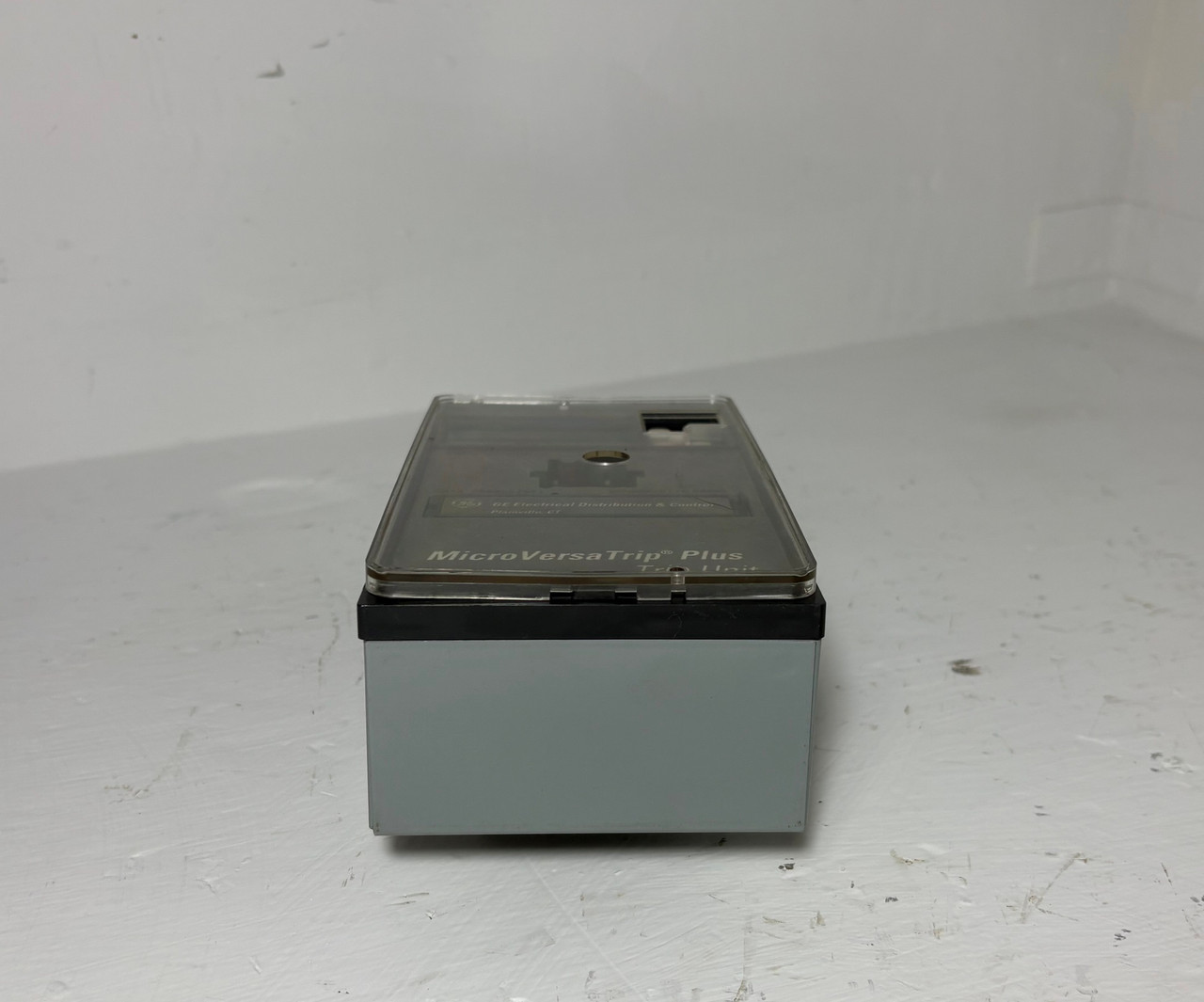 General Electric A220LSIGZ1 2000A MicroVersaTrip Plus Trip Unit LSIG 2000 Amp GE (EM5752-1)