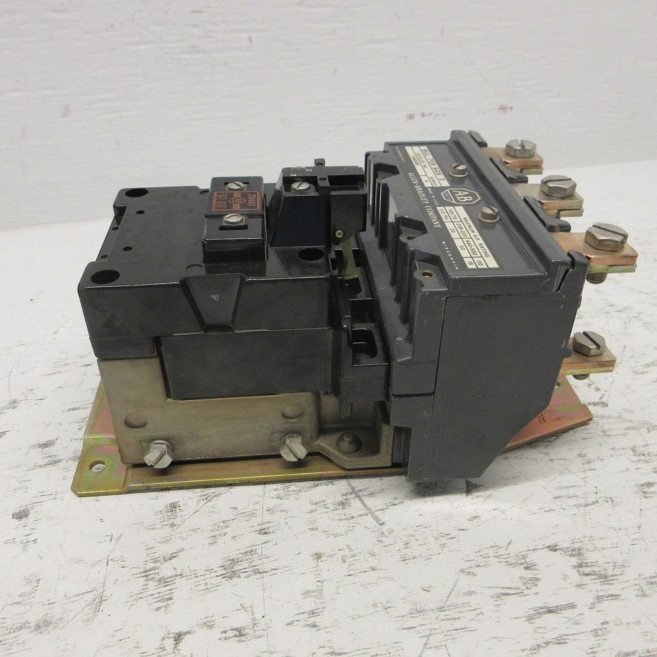 Allen Bradley 709DOB Size 3 Contactor 93/110V Coil 73A01 50HP 3P 709-DOB 709D0B (AH0890-1)