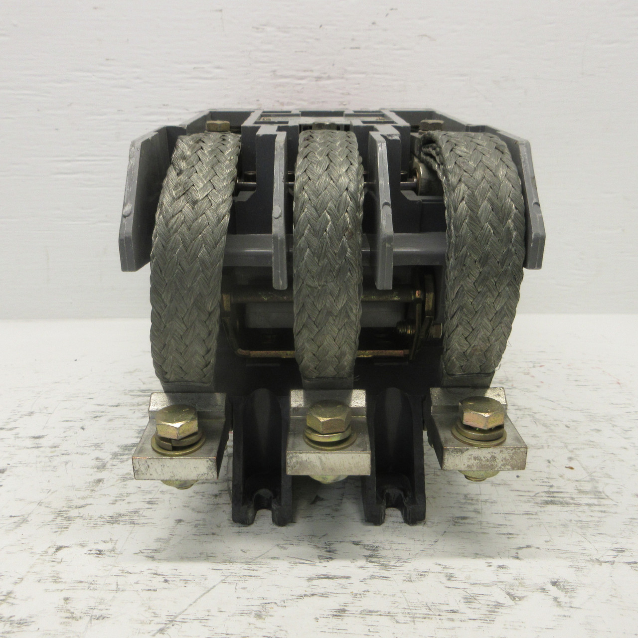 Westinghouse GCA 630 Size 6 Motor Contactor 2066A10G01 600A 600V 400HP 120V Coil (AH0895-1)