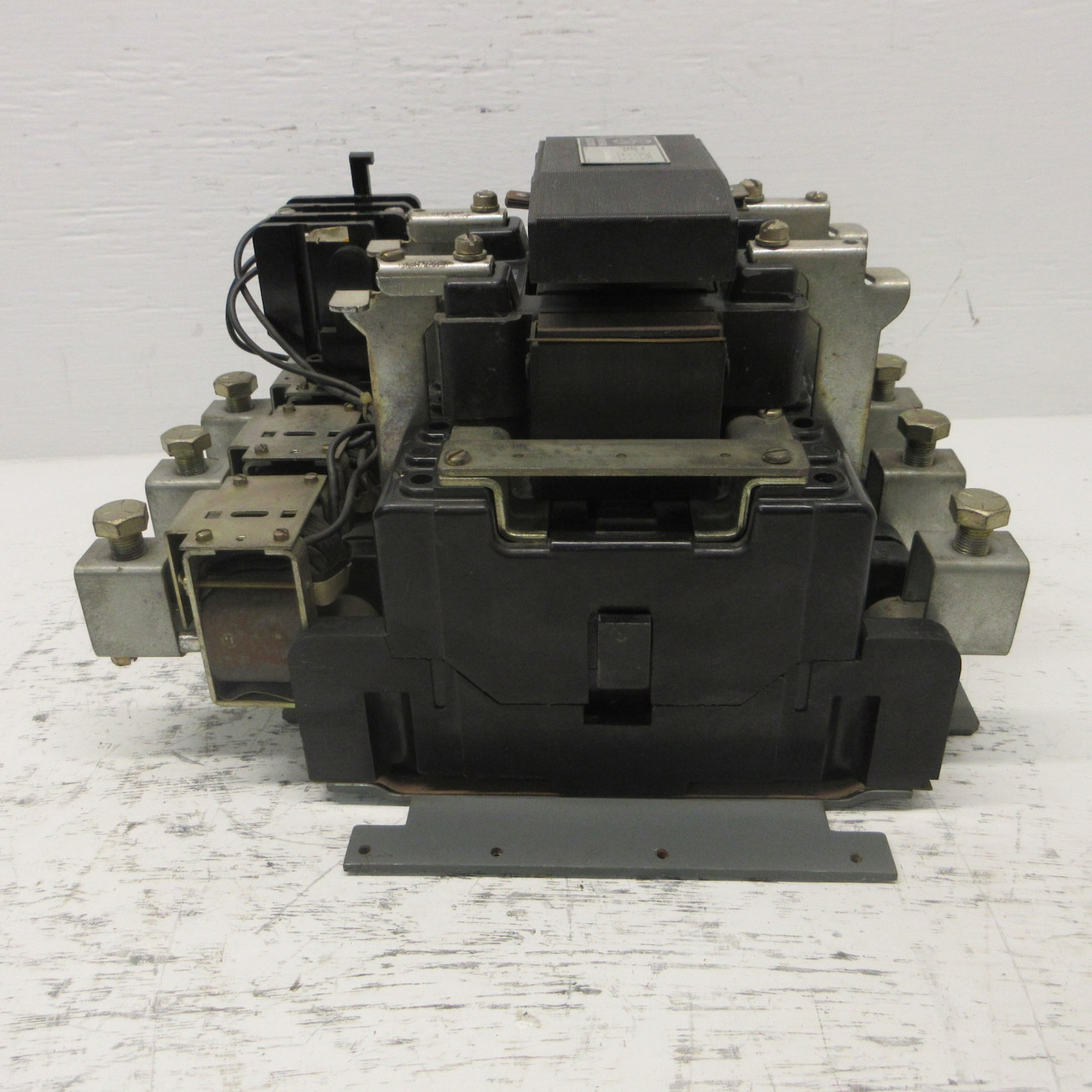 GE CR206G100AGA Size 5 Motor Starter 200HP 270A 480/600V 480V Coil 55-501493G004 (AH0900-1)