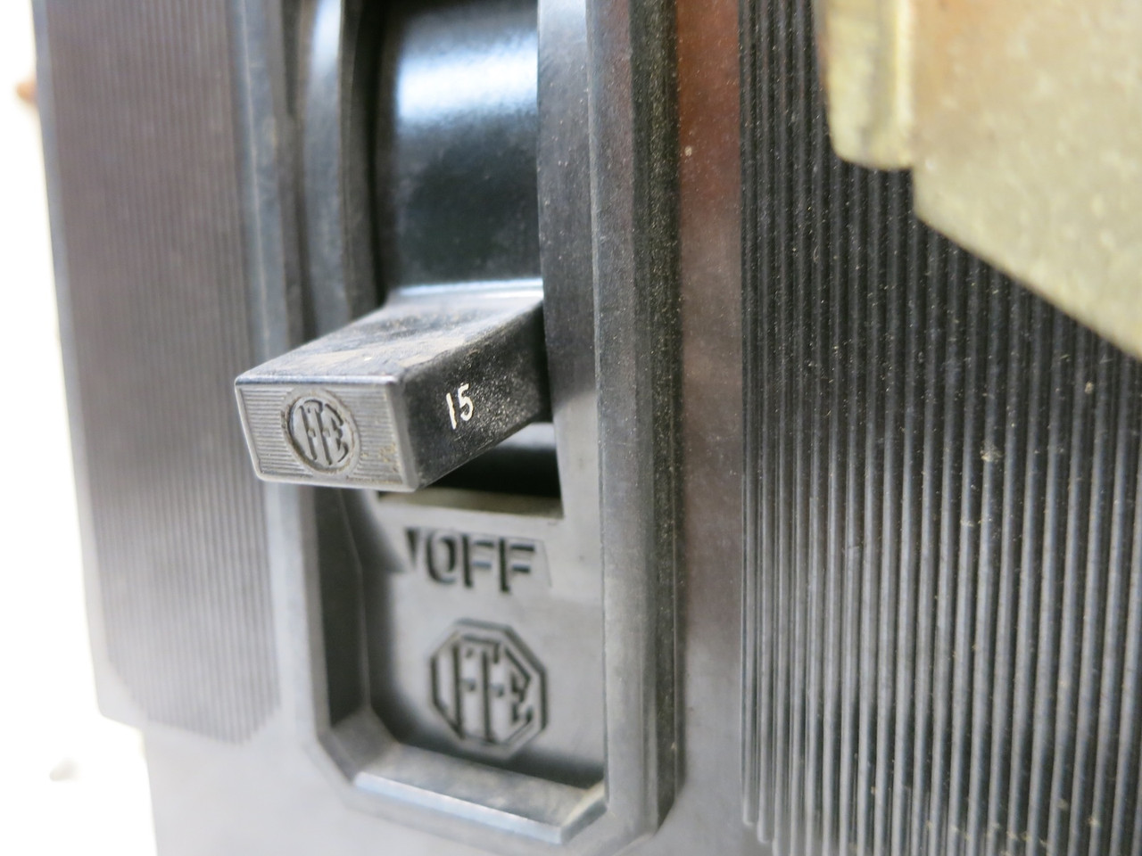 Allen Bradley 798 Series 15A Breaker Feeder 12" MCC Bucket 15 Amp Motor Control (DW7816-1)