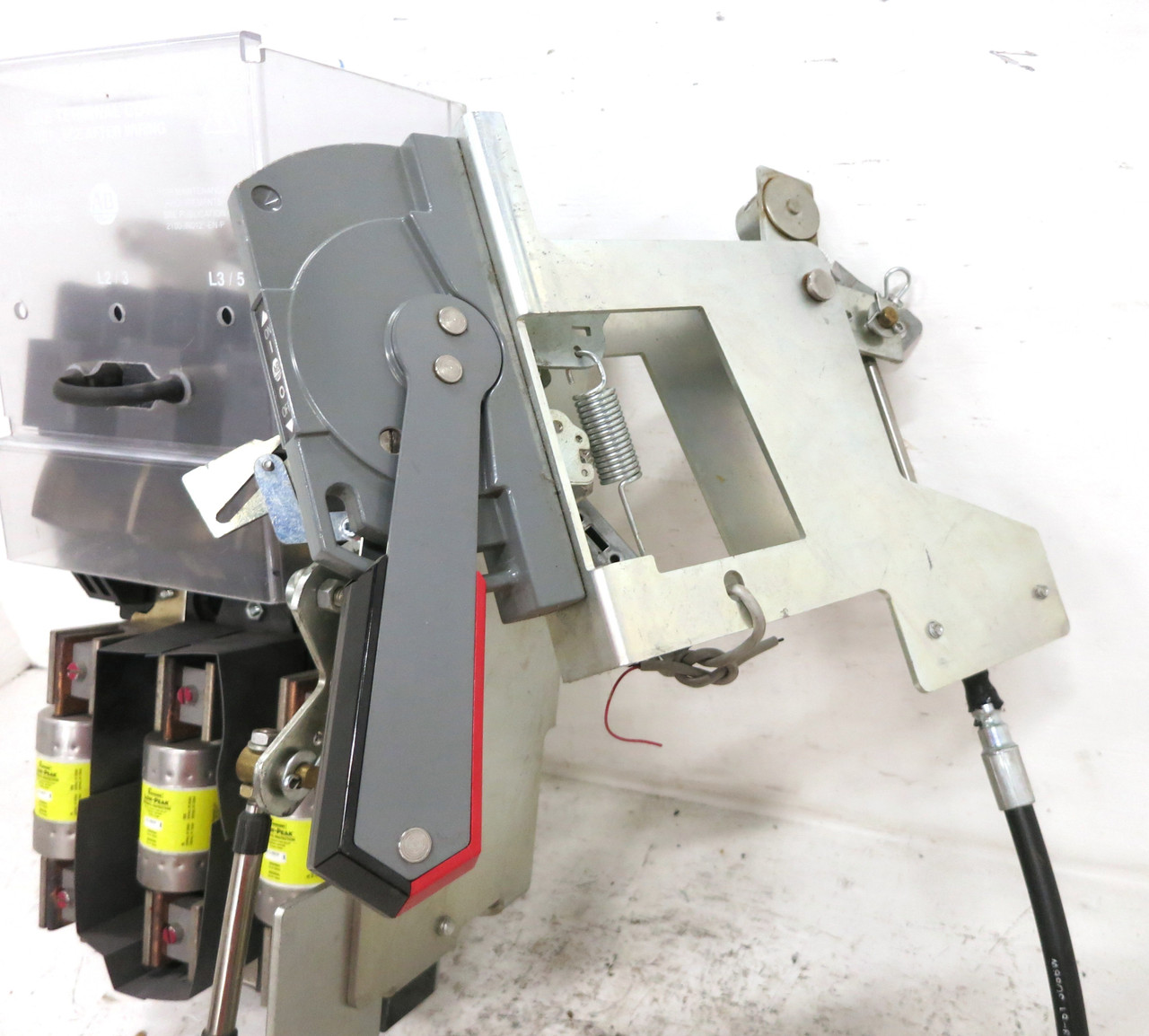 Allen Bradley 1494V-FS400 400A Fusible Disconnect Cable Handle 1494C-CM9 400 Amp (DW7820-1)