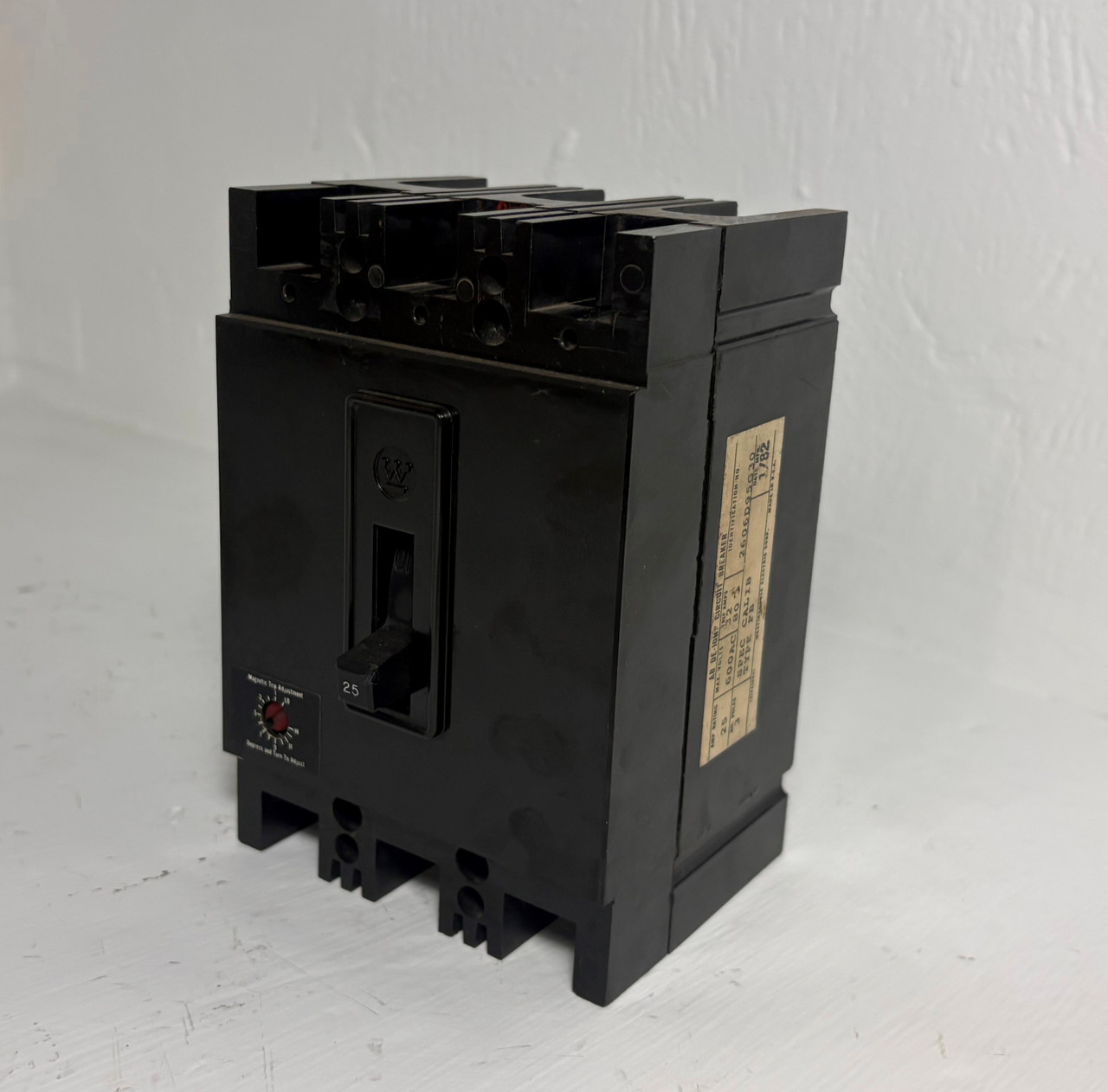 Image of Westinghouse 2606D95G30 25A AB De-Ion Circuit Breaker 480/600V 3P 32-80A 25 Amp