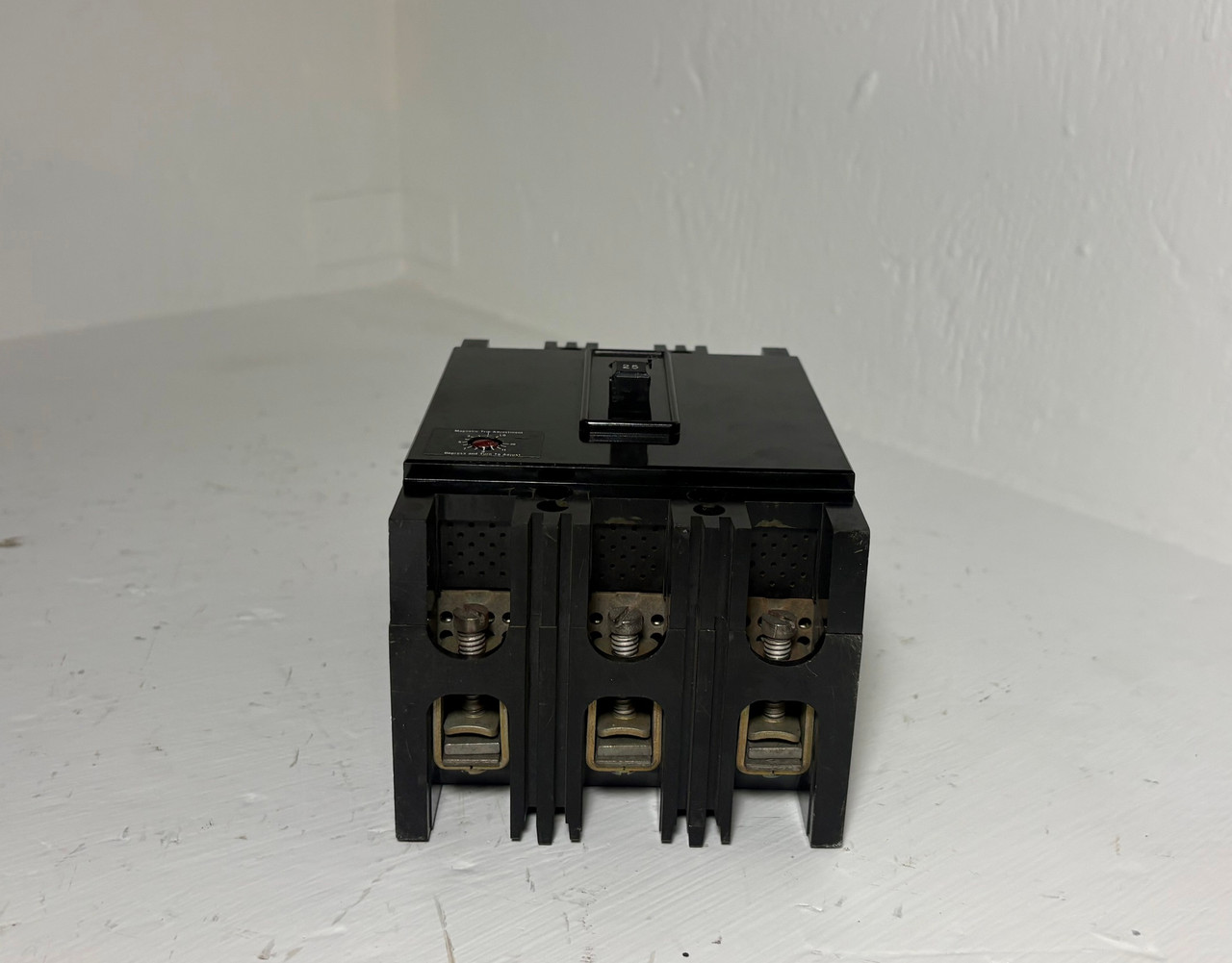Westinghouse 2606D95G30 25A AB De-Ion Circuit Breaker 480/600V 3P 32-80A 25 Amp (EM5755-1)