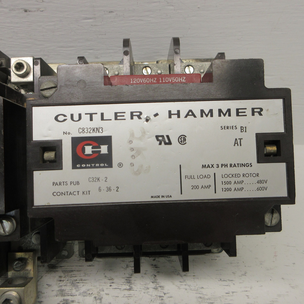Cutler Hammer C832KN3 Reversing Contactor 120V Coil 1891-1 Series B1 200 Amp 3P (AH0906-1)