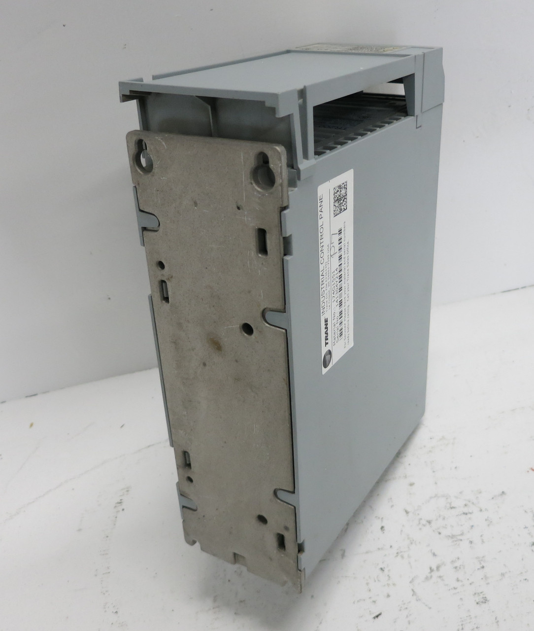 Trane TR200 131L4853 3 HP AC VS Drive 240V 3PH VFD 240 VAC HVAC 11A 2.2 kW (DW7823-2)