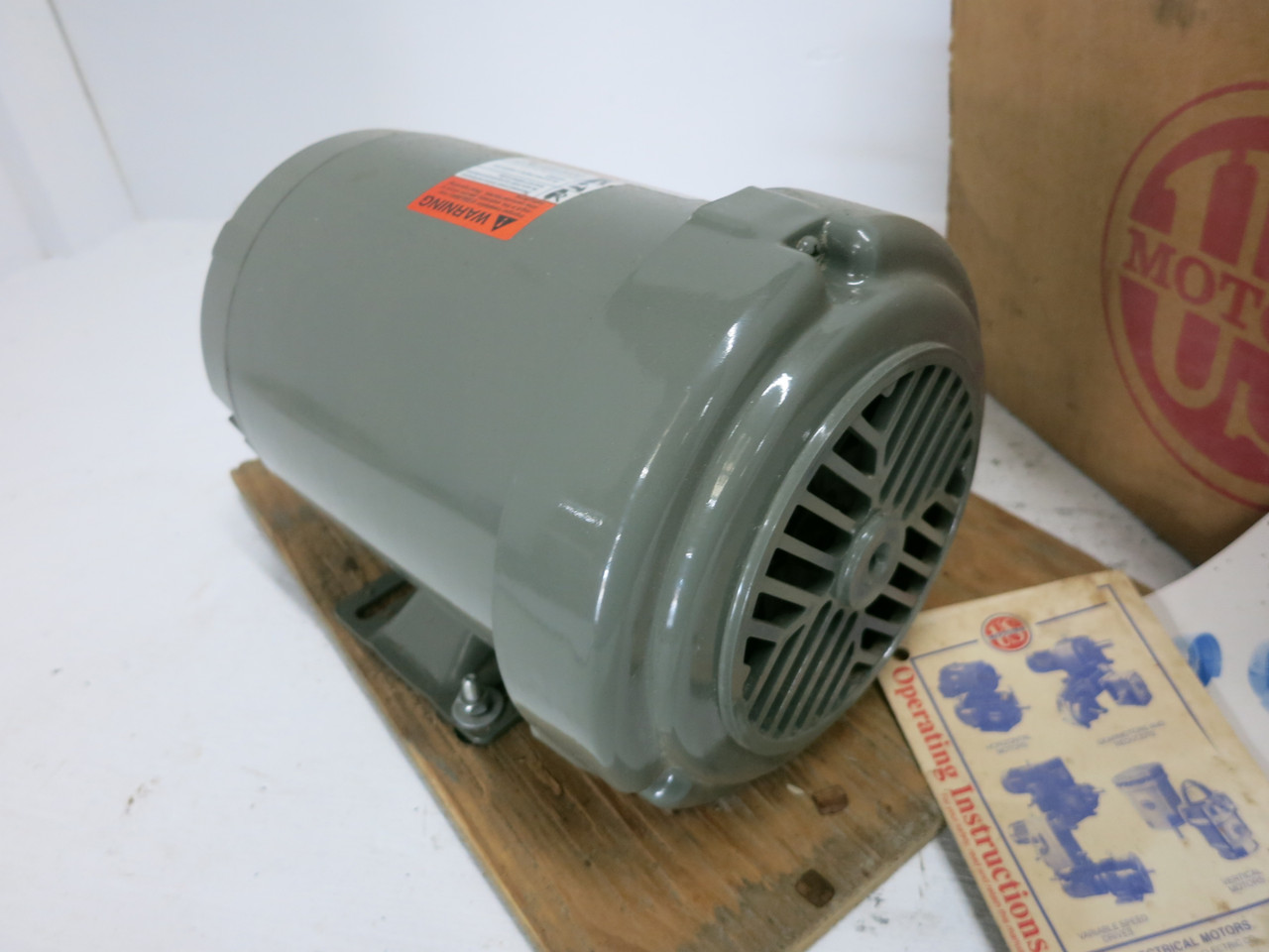 NEW US Motors F022 2 HP AC Motor 208-230/460V 3465 RPM F022B 56C UT TE F022-B (DW7832-1)