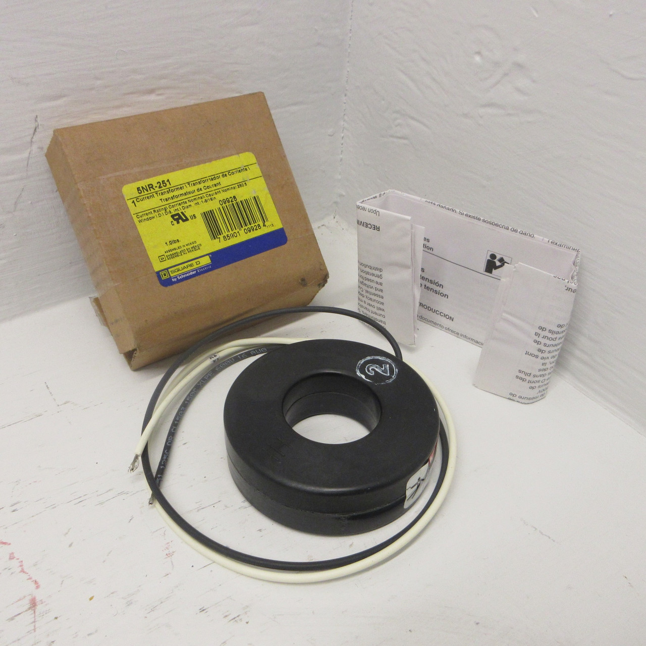 NEW Square D 5NR-251 CT Current Transformer Ratio 250:5 50-400HZ 5NR251 600V NIB (AH0909-10)