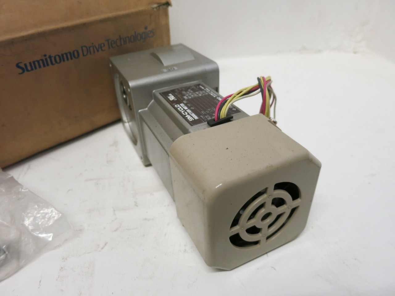 NEW Sumitomo RNYM006-07-B-30 SM-Cyclo Hyponic Drive 1/12HP 208V 1520RPM Ratio 30 (DW7842-1)
