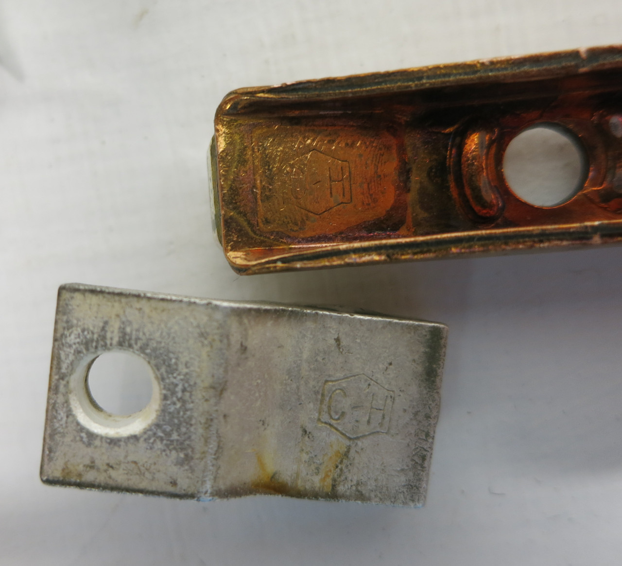 Eaton 5250C81G17 A200 Model K Size 4 3P Contact Kit A201 A202 Contacts 3 Pole (DW7846-1)