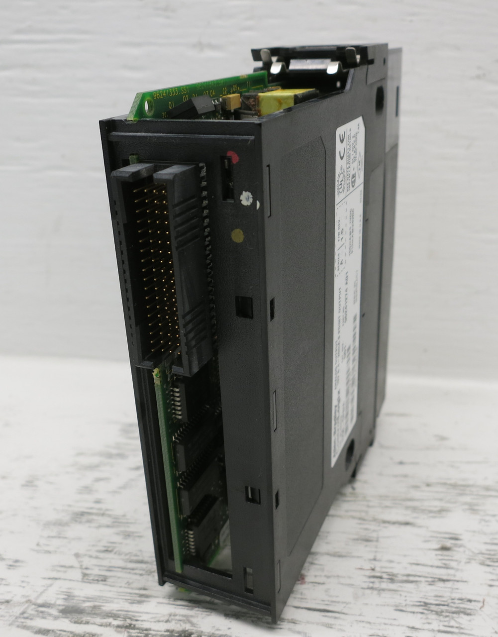 Allen Bradley 1756-OF8 Ser A Rev D01 F/W 1.5 ControlLogix Analog Output PLC Card (DW7853-1)
