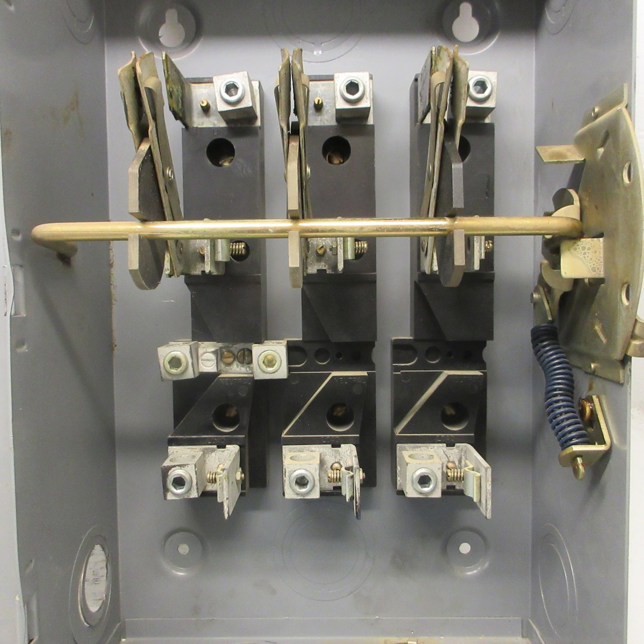 Westinghouse GF-424N General Duty Fusible Safety Switch 200A 240V 3PH 4W 200 Amp (AH0920-1)