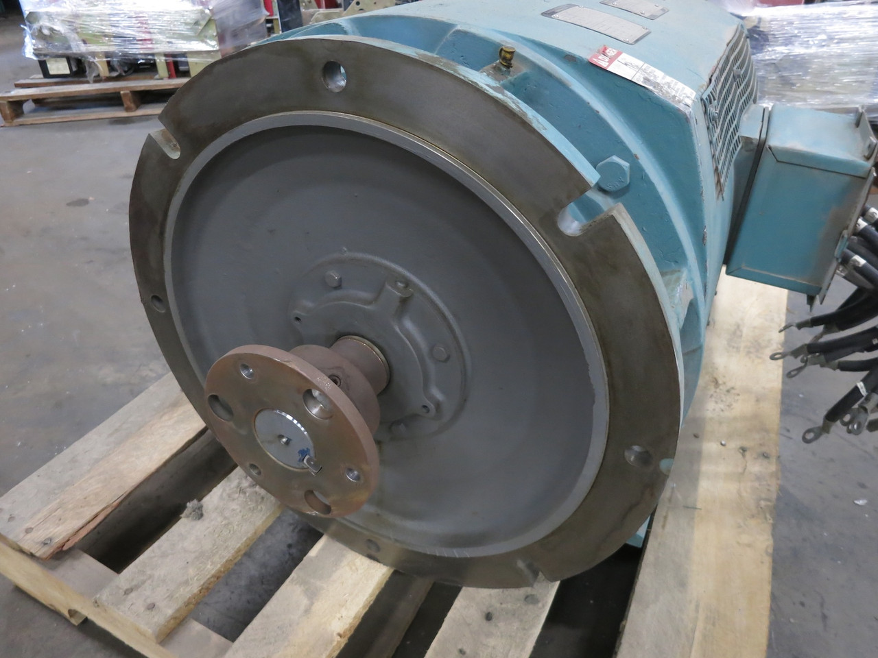 Toshiba 386 HP 460V AC Chiller Compressor Motor 3600 RPM TIKK DCKL1 447TDZ DP (DW7860-1)