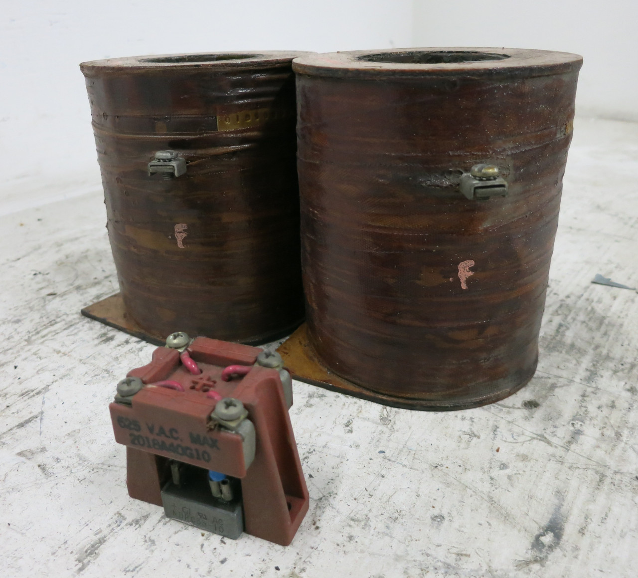 Westinghouse 438C805G10 Dual Coil 440/480V Line 2018A40G10 600V Rectifier Sz 7/8 (DW7859-1)