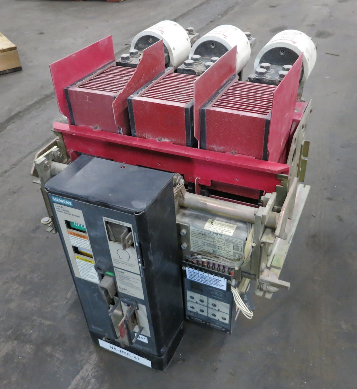 Siemens RLF-2000 2000A Air Breaker LSIG Static Trip III RMS-TSIG-TZ-C 2000 Amp (DW7863-2)