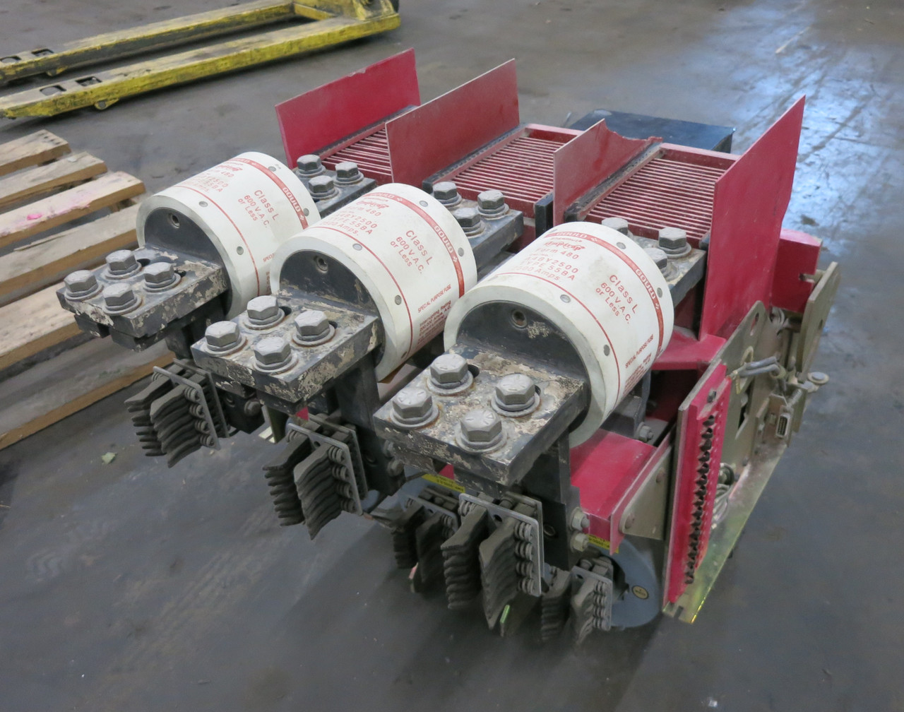 Siemens RLF-2000 2000A Air Breaker LSIG Static Trip III RMS-TSIG-TZ-C 2000 Amp (DW7863-2)
