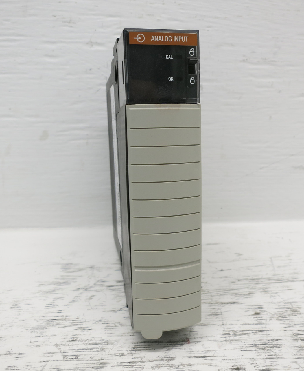 Allen Bradley 1756-IF8 Ser A Rev H02 FW 1.5 Analog Input ControlLogix PLC Module (DW7864-1)