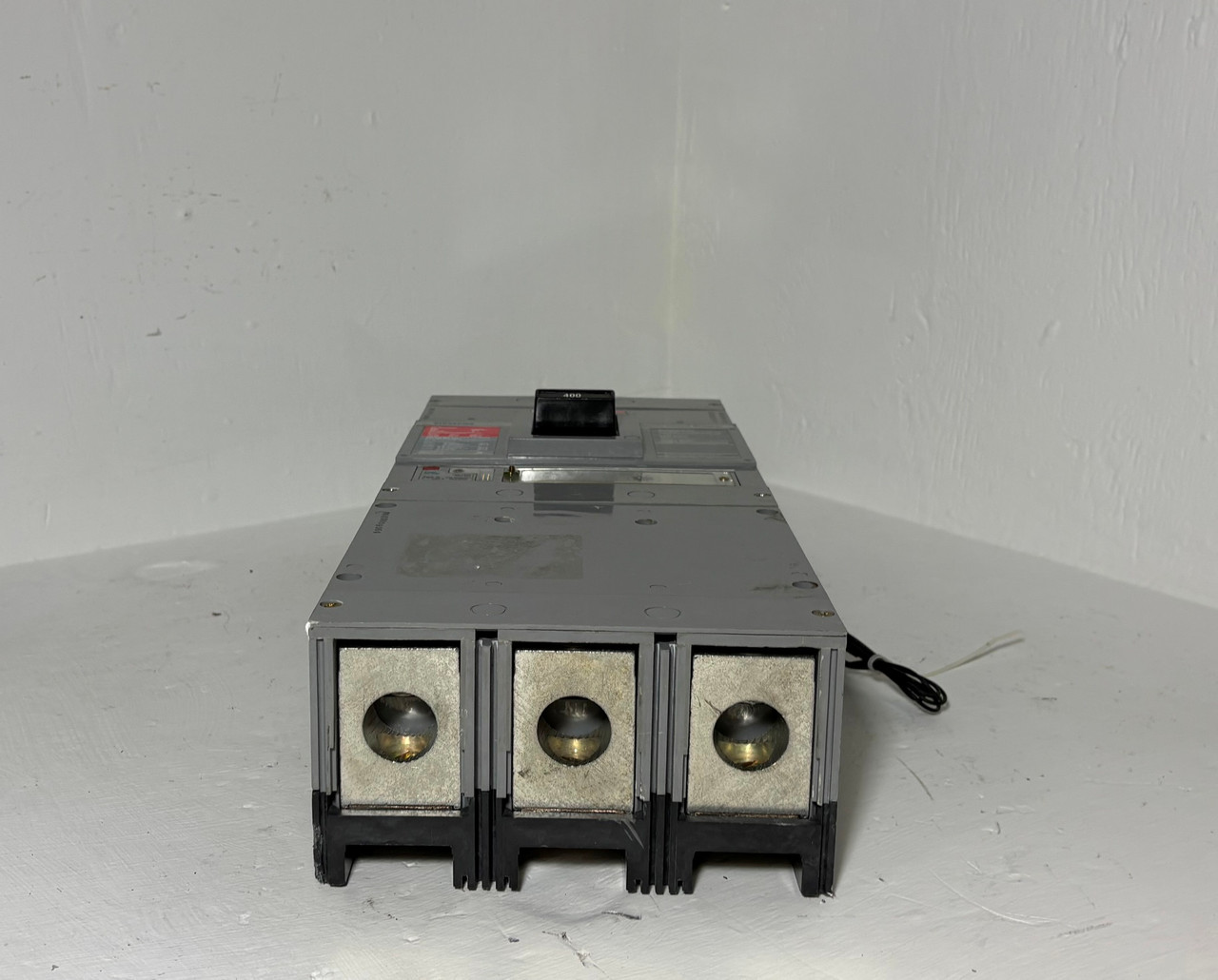 Siemens SCJD69400 400A Sensitrip III Circuit Breaker w/ 120V Shunt SCJD6 400 Amp (EM5767-2)