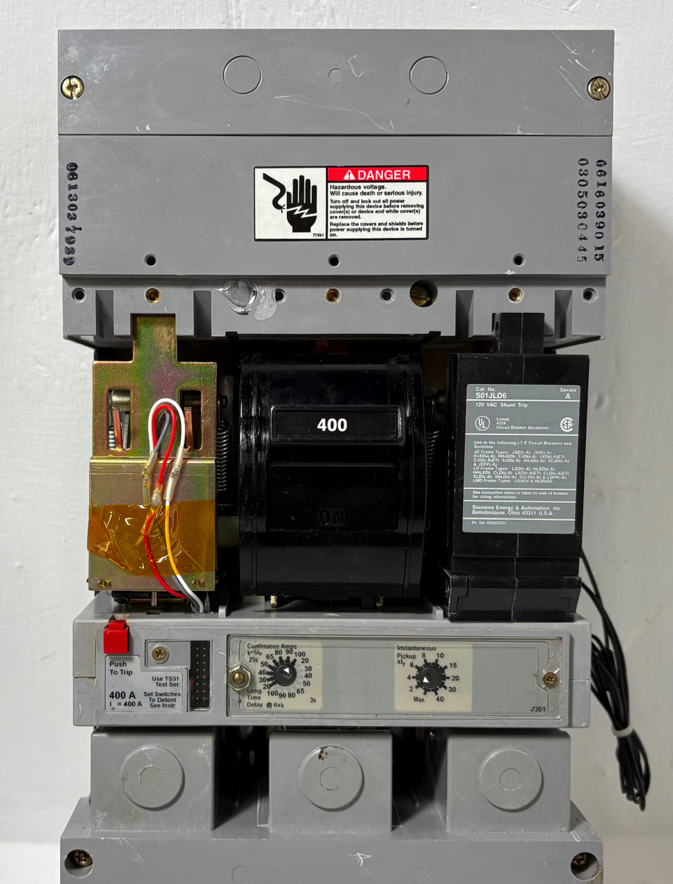 Siemens SCJD69400 400A Sensitrip III Circuit Breaker w/ 120V Shunt SCJD6 400 Amp (EM5767-2)